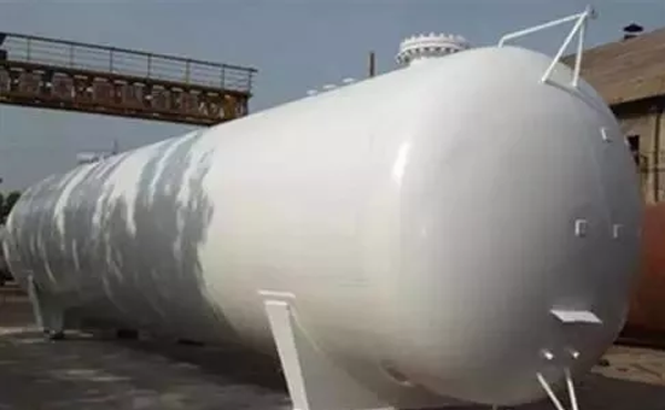 圖12:經(jīng)過(guò)脹形處理的大型油罐